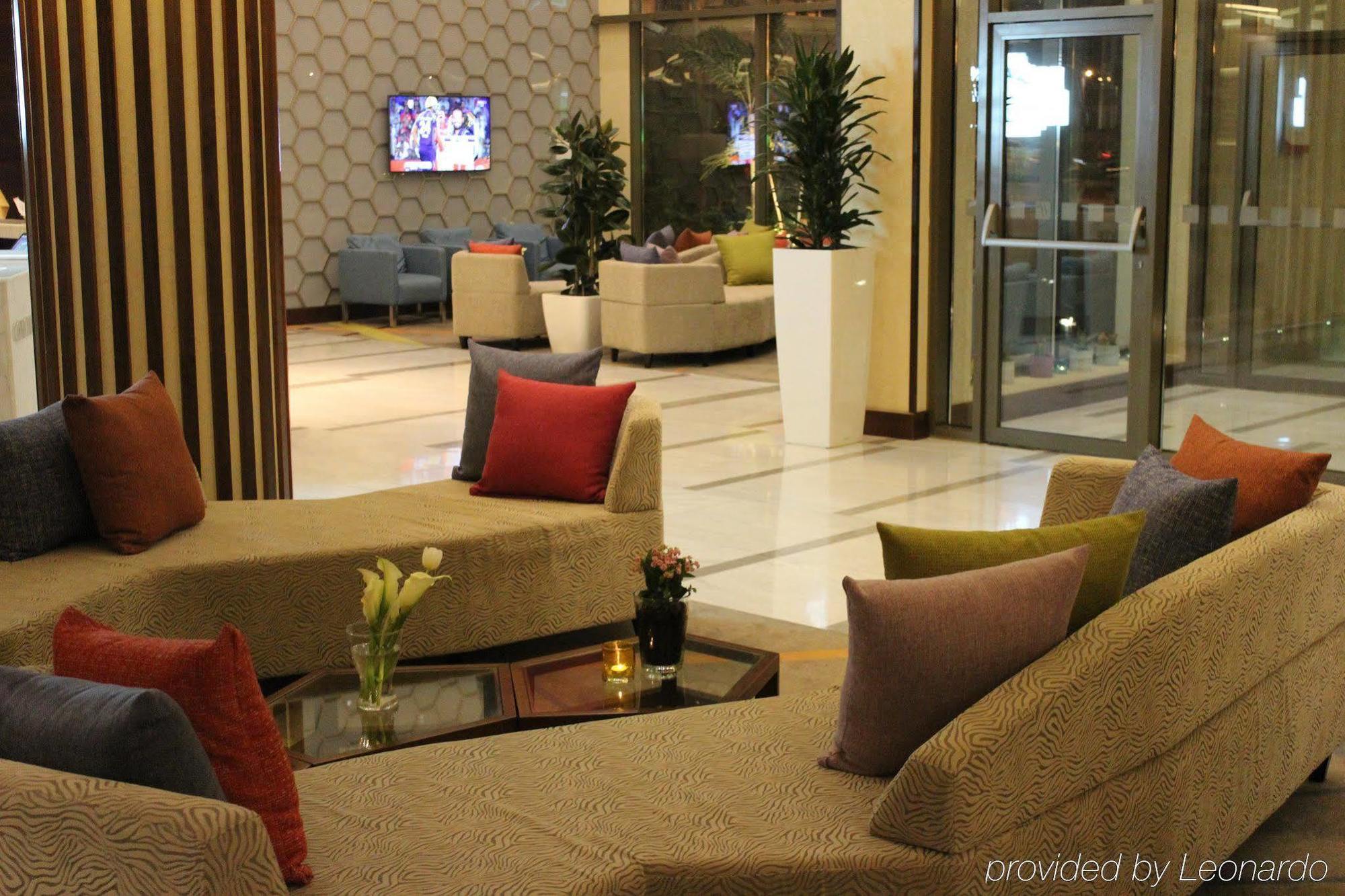 Holiday Inn Jeddah Gateway, an IHG Hotel Bagian luar foto