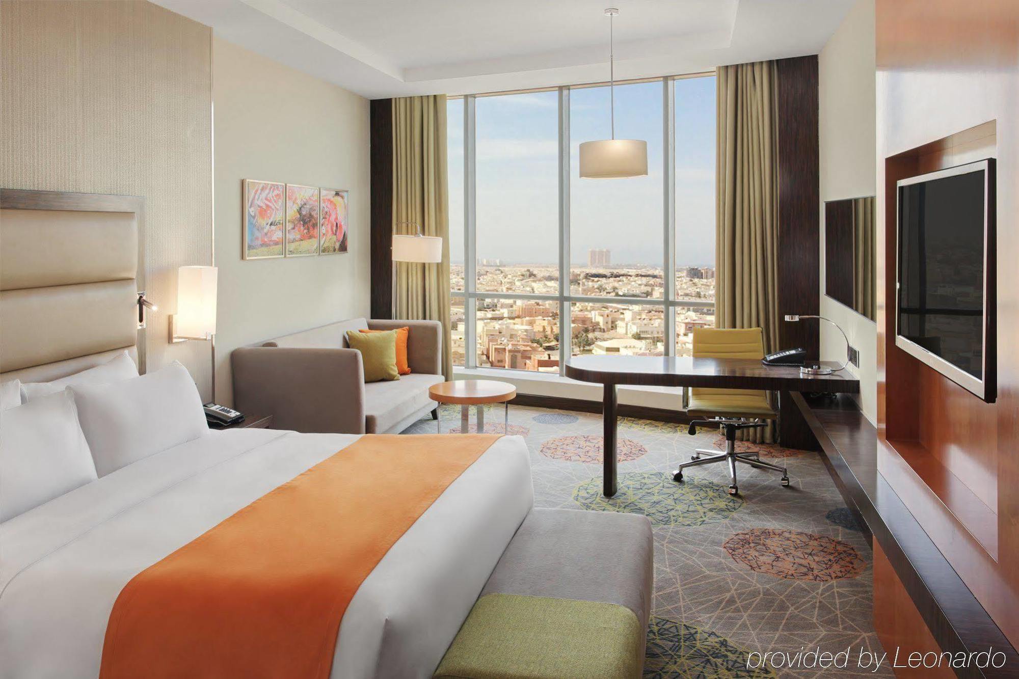 Holiday Inn Jeddah Gateway, an IHG Hotel Bagian luar foto