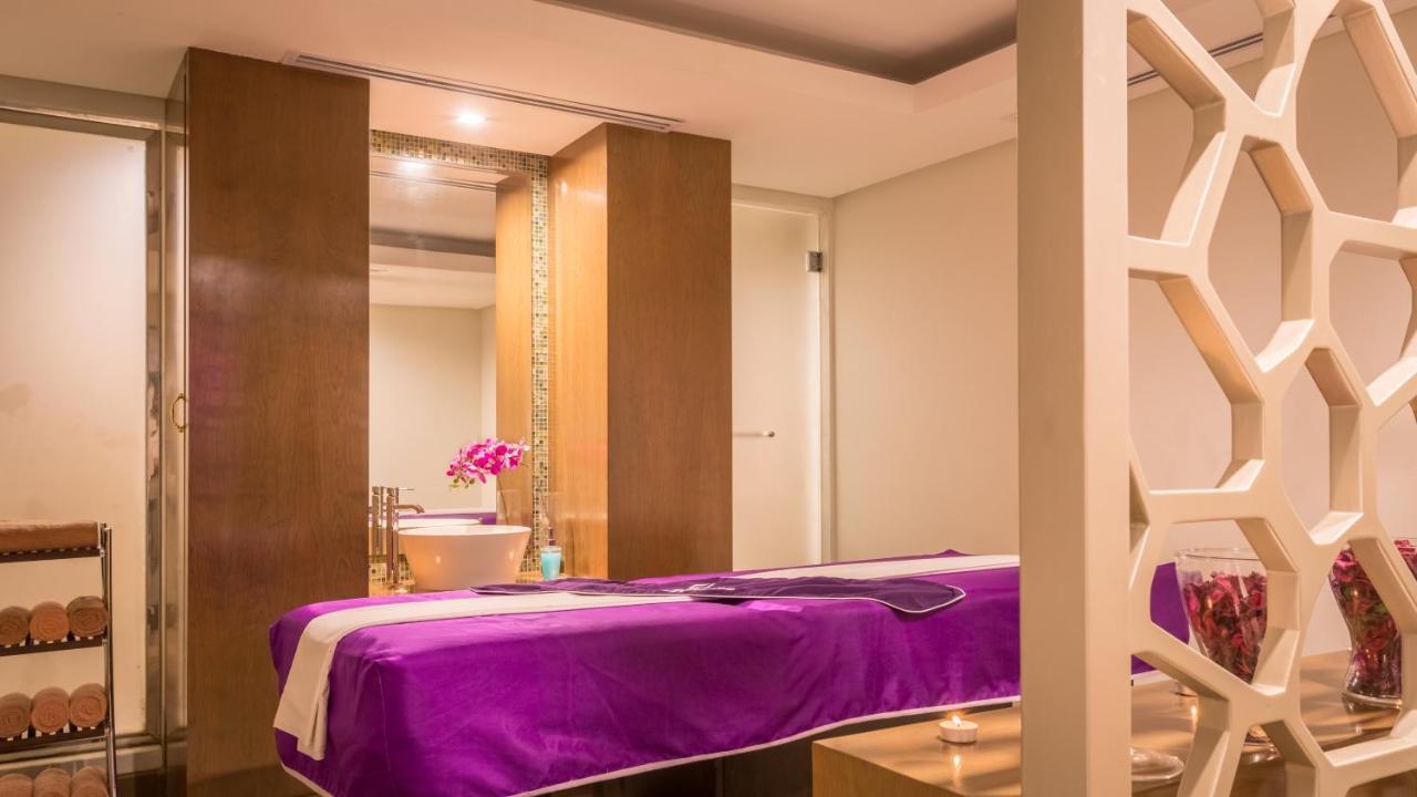 Holiday Inn Jeddah Gateway, an IHG Hotel Bagian luar foto